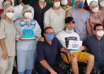 Cantor Ary Souza deixa UTI de hospital em Paulo Afonso após ser intubado com Covid-19