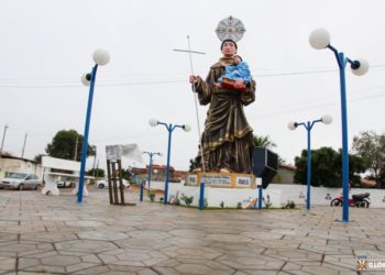 Trezena: Governo Municipal entrega, na abertura do trezenário do padroeiro, a nova Praça Santo Antônio