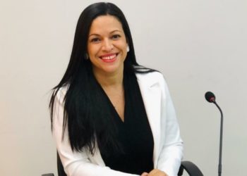 “Os músicos deveriam ter o 2º benefício em junho”, aponta Evinha sobre lives propostas por Jânio Soares