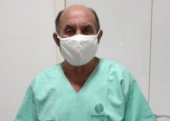 Radialista Bob Charles, 66 anos, após sofrer AVC agradece atendimento de clínica e médico