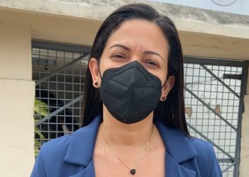 Vereadora Evinha denuncia falta de psicólogo e estrutura no CAPS II e pede providências à prefeitura