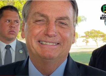 Bolsonaro chama eleitores de Lula de “jumentos de duas pernas”