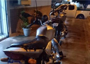 Polícia Militar apreende motos com sinais identificadores adulterados em Paulo Afonso
