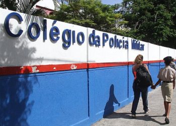 Colégio da PM, em Salvador, suspende aulas presenciais após casos positivos de Covid-19