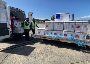 Bahia recebe nesta segunda (30), 112.250 doses da AstraZeneca e 86.580 da Pfizer