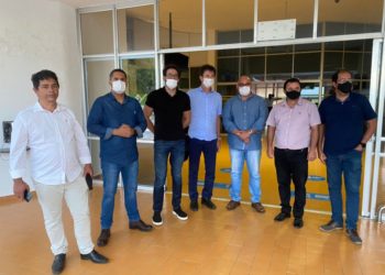 De olho em Paulo Afonso, representante de grande grupo atacadista de MG é recebido pelo vereador Valmir Rocha