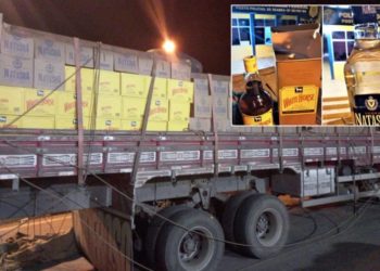 Carregamento com milhares de garrafas de uísque e vodka sem nota fiscal é apreendido na Bahia