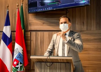 “Não queremos tirar o prefeito, queremos saber para onde foi o dinheiro”, disse Marconi Daniel
