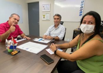 Deputado Ronaldo Medeiros cobra abertura da Escola Estadual da Barragem Leste-AL