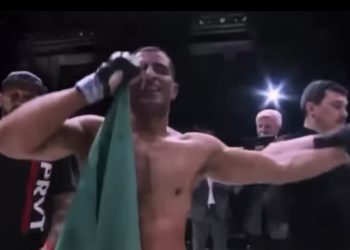 Pauloafonsino Neilson Gomes é melhor no solo e na trocação e vence luta no Open FC-16 da Rússia