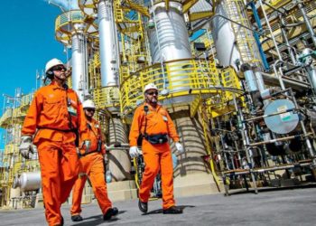 Concurso da Petrobras com mais de 700 vagas e salários acima de R$ 11 mil encerra inscrições nesta quarta (5)