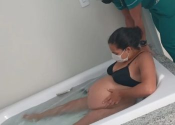 Primeiro parto do novo hospital de Delmiro Gouveia é realizado de forma humanizada