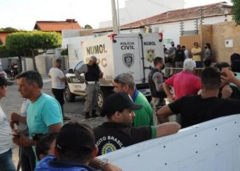 Adolescente de 13 anos mata mãe e irmão mais novo a tiros dentro de casa na PB; pai sobrevive