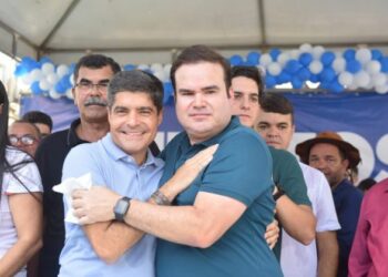 ‘Eu não sou um candidato fabricado’, diz ACM Neto durante agenda em Nova Soure