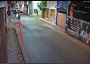 Motociclistas ficam gravemente feridos em acidente de moto em Jeremoabo-BA (VÍDEO)