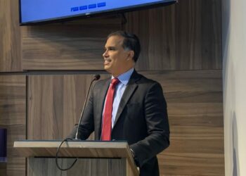 “Queremos elevar Paulo Afonso ao nível das maiores cidades da Bahia”, diz Marconi após viagem a Salvador