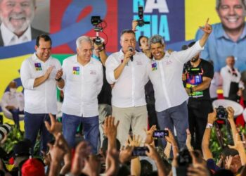 PT lança oficialmente Jerônimo Rodrigues como candidato ao governo da Bahia