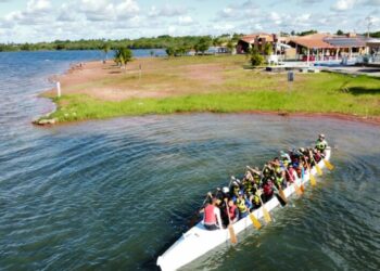 Prefeitura de Glória (BA) capacita professores de educação física na prática de canoagem/Dragon Boat