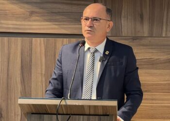 Vereador Gilmário Marinho contribui para aprovação votando a favor do projeto de recuperação fiscal no município