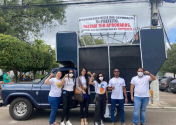 Após manifestação, concursados terão reunião com o prefeito Luiz de Deus na próxima semana, diz comissão