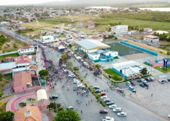Prefeitura de Glória realiza Desfile Cívico em comemoração ao bicentenário da Independência do Brasil
