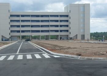 Funcionários terceirizados da Univasf, sete em Paulo Afonso, são demitidos e conselho universitário diz que atividades serão impactadas