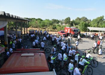 Paulo Afonso: centenas de ciclistas participam do 2° Pedal do Fogo realizado pelo 15º GBM
