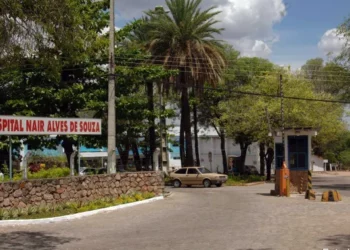 Val Oliveira faz apelo para Ministro Rui Costa salvar o HNAS: “Prefeitura não suporta o hospital mais 6 meses”