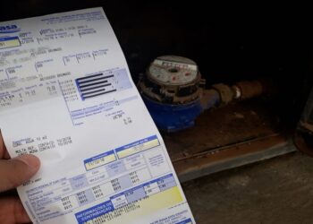 Governo da Bahia anuncia reajuste de 11,73% na conta de água