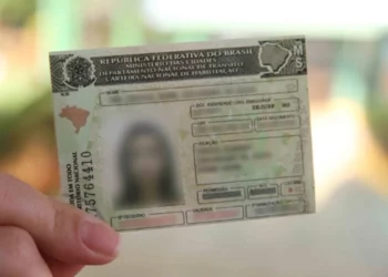 Detran aumenta taxas para emissão de CNH e outros serviços na Bahia; confira novos valores