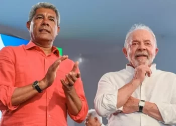 Governador da Bahia confirma negociação do governo Lula com chinesa BYD para retomar fábrica da Ford