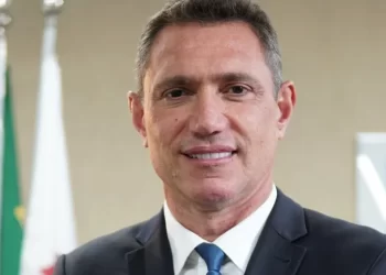 Governador Jerônimo Rodrigues anuncia Leonardo Góes como novo presidente da Embasa