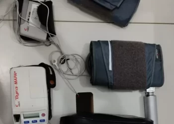 Em Pernambuco, mulher entra em UPA, diz que precisa de atendimento e rouba equipamentos médicos avaliados em R$ 22 mil