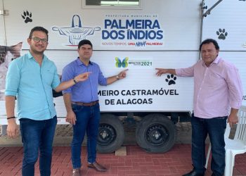 Vereador Valmir Rocha visita projeto em Palmeira dos Índios referência no cuidado com animais de rua