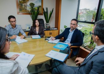 Governador de Alagoas discute instalação de Campus da Uncisal com curso de Medicina em Delmiro Gouveia-AL