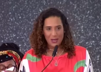 Lula aprova cota de 30% a negros em cargos de confiança no governo federal