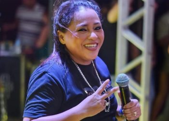 Com problemas de saúde, Raquel dos Teclados tem show adiado em cidade da Bahia