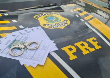 Com CNH comprada pela internet, caminhoneiro de Delmiro Gouveia (AL) é preso na BR-110