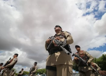 Confronto entre PM e grupo armado termina com quatro suspeitos mortos em Juazeiro-BA