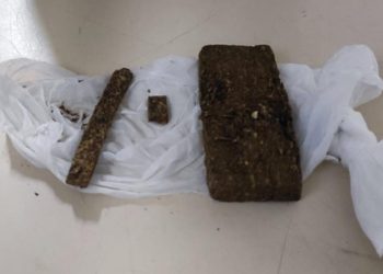 Homem em moto é preso por porte ilegal de drogas no centro de Paulo Afonso