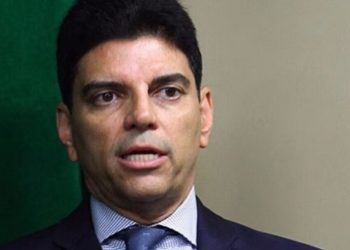 Deputado Cláudio Cajado diz que tarefa de Mário Júnior é reunificar o PP e lamenta saída de Ronaldo Carletto