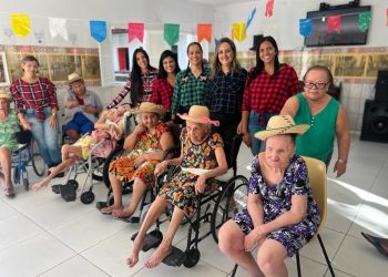Moradores da Casa de Repouso São Vicente de Paulo tiveram tarde animada com festa junina