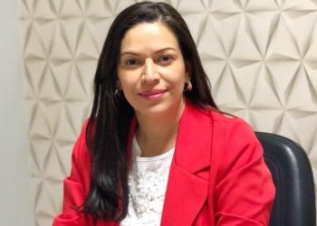 “Marcondes tem que vir explicar porque não está pagando as clínicas”, diz Evinha