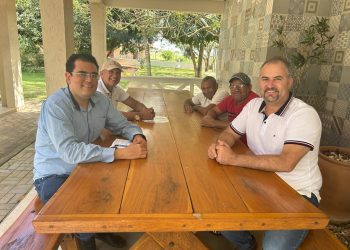Ribeira do Pombal: reunião entre o professor Sydney Leão, deputado Ricardo Maia e vereador Zé Valdo delineia novos caminhos para o pleito da UFNB