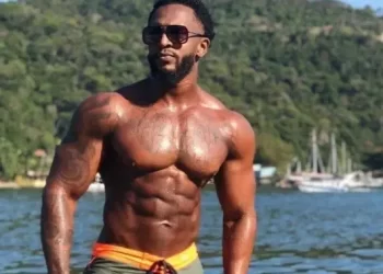 Estudante de Educação Física salva mulher e filha de incêndio, mas morre ao tentar resgatar cão