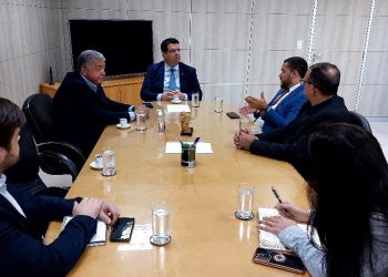 Na Codevasf, prefeito de Paulo Afonso solicita solução para as baronesas e funcionamento da adutora que beneficia cerca de 3 mil pessoas na área rural