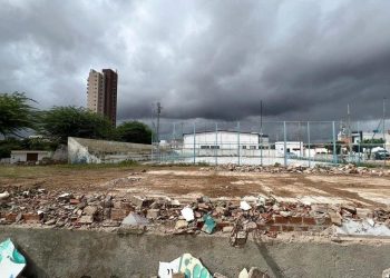 Praça da Half, no BNH, será totalmente requalificada, ganha quadras e será referência de esporte e lazer para a comunidade, diz Prefeitura