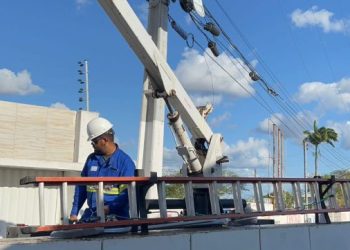 Programa Ilumina Paulo Afonso chega ao Bairro Prainha e já são cerca de 1.200 lâmpadas de LED instaladas