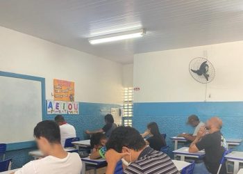 Candidatos da seleção para Agentes de Combate as Endemais realizaram prova no domingo (13)