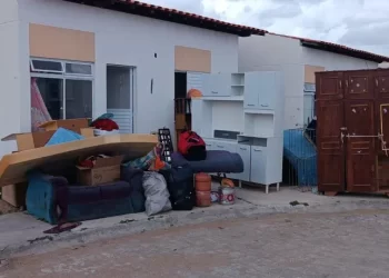 “Nos próximos dias esta obra tão importante será retomada”, garante prefeito Marcondes sobre Condomínio Francisco Chagas